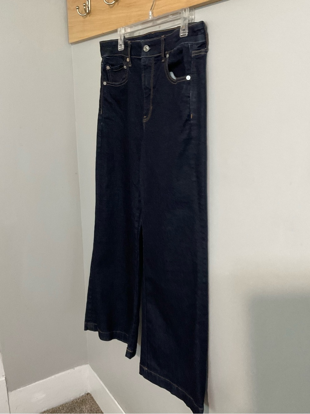 American Eagle Outfitters Super Stretch Dark Wide Leg Jeans Size 14/34x30 - Picture 2 of 8
